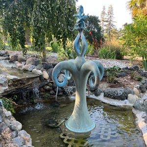 Meet your Posher, Ari